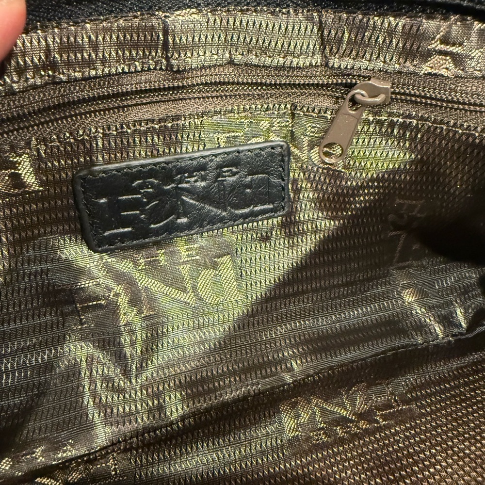 The FIND Black Leather Shoulder Bag NWOT - Picture 11 of 14